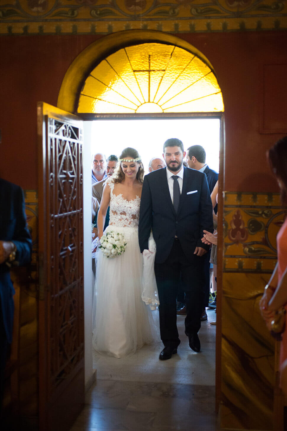 Γάμος Ηρακλή & Ειρήνης - Το ζεύγος στην πύλη του ναού