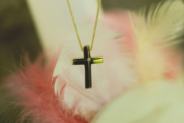 Βάφτιση Μελιτίνας - Ο βαφτιστικός σταυρός