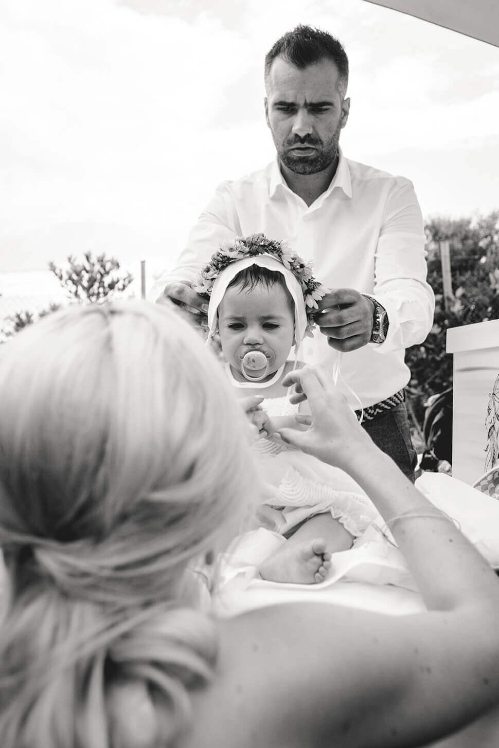 Βάφτιση Μελιτίνας - Ντύνοντας την κόρη